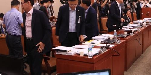 민주당 ‘부동산3법’ 법사위에서 단독으로 처리, 4일 본회의 의결 남아