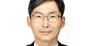 KB금융 신한금융과 리딩금융 막판까지 경쟁, 푸르덴셜생명이 변수   