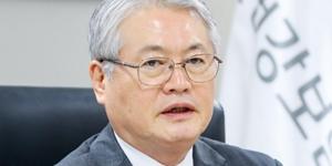 [오늘Who] 김용익, 건강보험콜센터 직고용 위해 정규직노조 설득할까 