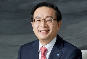 손태승, 아주캐피탈 인수로 우리금융 자동차금융 플랫폼 통합 밑그림 