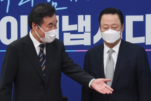 이낙연, 민주당 찾은 박용만에게 “공정경제3법 경제계 의견 듣겠다”