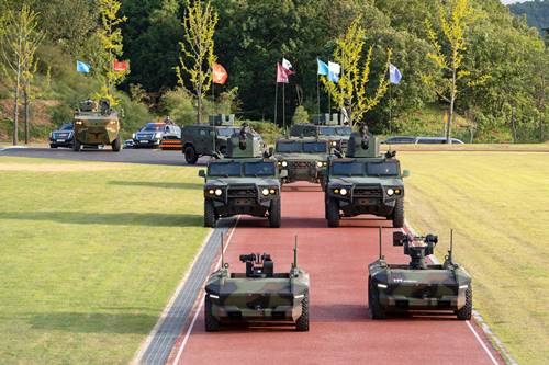 현대로템 자체개발 무인차량, 국군의 날 행사에서 경호경비 수행