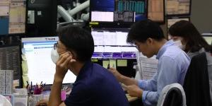 코스피 코스닥 장중 동반상승 지속, 디아이씨 명신산업 네스엠 급등