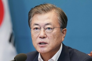 문재인 미국 하원의원 한국계 당선인 4명에게 축하, “기쁘고 유쾌해”