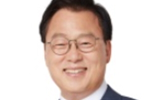민주당 의원 박광온 "사모펀드 규제완화 뒤 환매연기 급증"