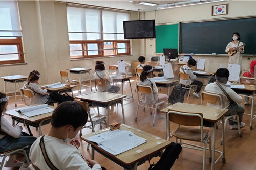 포스코건설 인천 초등학교에 음악교육 지원, "기업시민 이념 실천"