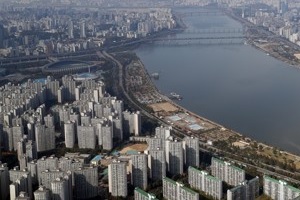 블룸버그 "한국, 코로나19 효과적 방역으로 상업용 부동산 거래 활발"