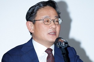 CJCGV 코로나19 재확산에 3분기도 영업손실, 적자폭은 줄어 