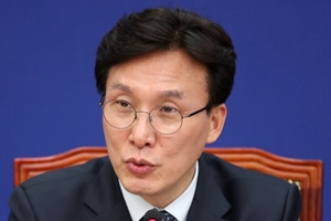 김민석 “유명한 여성정치인에게 경선 가산점은 이상하지 않겠나”