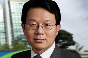 [오늘Who] 은행연합회장 김광수, 민관 경험으로 라임 제재 대응부터 
