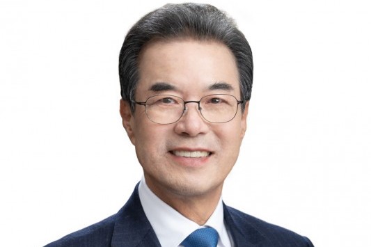 NH농협금융 계열사 대표에 경기와 영남권 약진, <a href='https://www.businesspost.co.kr/BP?command=article_view&num=298550' class='human_link' style='text-decoration:underline' target='_blank'>이성희</a> 친정체제 다져 