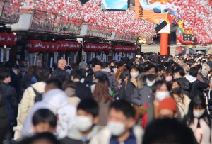 일본 코로나19 하루 확진 3990명으로 줄어, 중국 124명으로 늘어