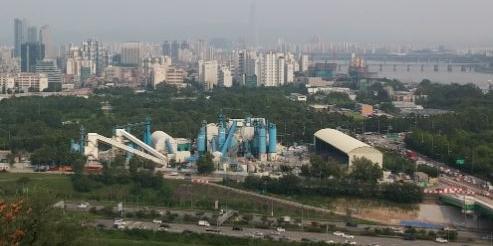 삼표산업 태릉CC 개발에 레미콘 댈까, 서울시 성수공장 철거방침 부담