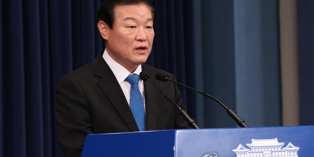 청와대 “비서관급 이상 대상으로 투기 조사했지만 의심사례 없어”