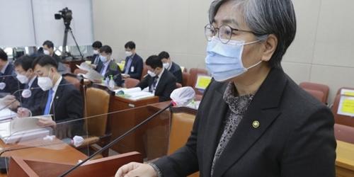 정은경 “아스트라제네카 백신 맞아도 된다, 질병관리청 직원도 접종”