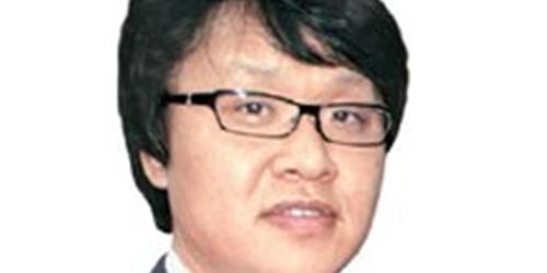 듀오백 '앉는 모든 것을 다루는 플랫폼'으로, 정관영 흑자 안착 안간힘
