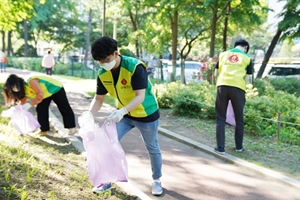 롯데건설 임직원 걷기운동과 연계해 기부, "사회공헌활동 지속"