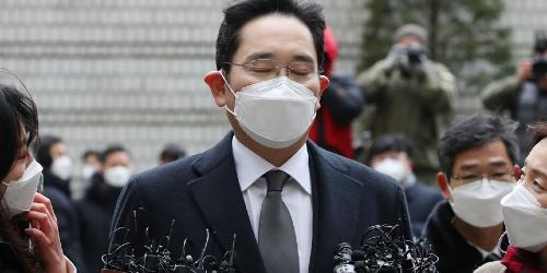 법무부, 이재용 광복절 가석방으로 풀려난 뒤 보호관찰 결정