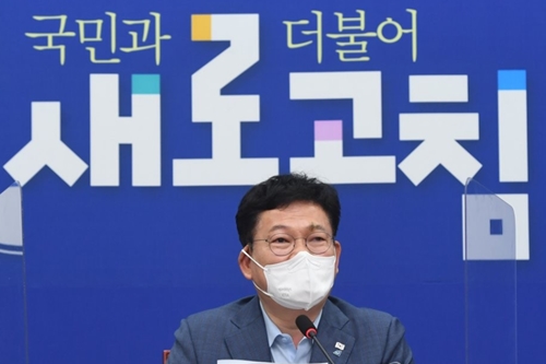 민주당 경선일정 3주 연기로 가닥잡아, 이낙연 TV토론 취소에는 난색