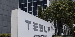 모건스탠리 “테슬라, 중국 자율주행차 규제 강화로 리스크 안아”