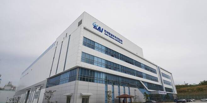 한국항공우주산업, 머스크의 스페이스X와 중형위성 발사체 계약 