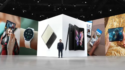 [오늘Who] 갤럭시Z플립3 매력 많다, 노태문 폴더블폰 대중화의 기수 