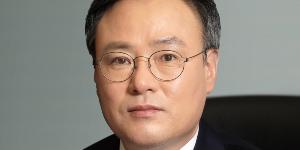 SK 배터리와 반도체소재로 진격, 장동현 딥체인지 구심점 역할 키운다