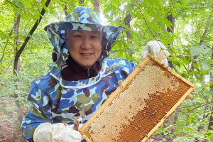 LS엠트론 회장 구자은, 지구환경 개선 위한 꿀벌 살리기 운동 동참