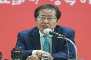 홍준표, 검찰 청부고발 의혹에 "총장 윤석열 양해없이 가능하겠나"