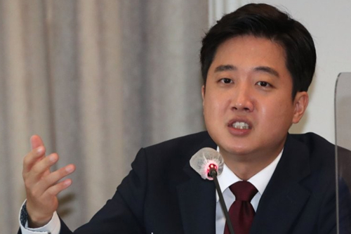 이준석 "박지원 조성은 만남은 국정원의 정치개입 트라우마 연상"
