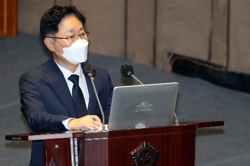 박범계 "윤석열과 손준성 매우 특별한 관계, 근거 지금 밝힐 수 없어"