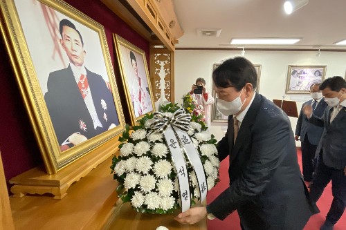 윤석열, 홍준표의 ‘조국 수사 과잉’ 지적에 “통상적 기준과 절차 따라”