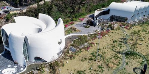 코오롱이앤씨, 건설기술연구원에서 슈퍼 콘크리트와 모듈러기술 도입