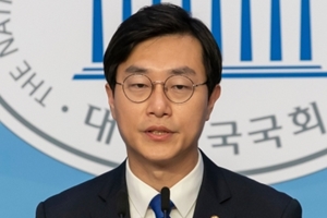 민주당 의원 장경태 “한국철도 임직원 퇴직 뒤 유관기관 재취업 급증”