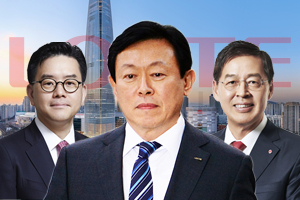 롯데그룹 CEO 영입 드물어, <a href='https://www.businesspost.co.kr/BP?command=article_view&num=338200' class='human_link' style='text-decoration:underline' target='_blank'>신동빈</a> 임원인사로 보수적 순혈주의 깨나 