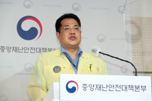 단계적 일상회복 11월1일부터, "6주 간격으로 3단계에 걸쳐 완화"