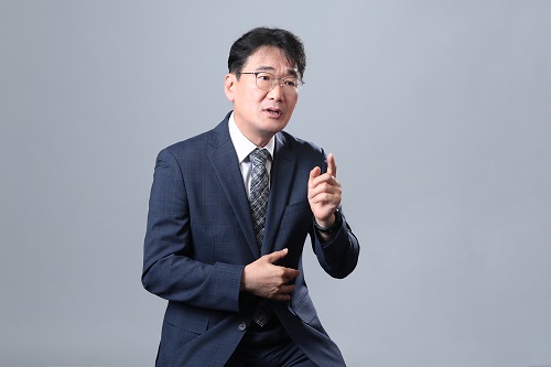 [이강필의 CEO 책쓰기] CEO에 오른 당신, 만년필을 꺼내 기록해보시라