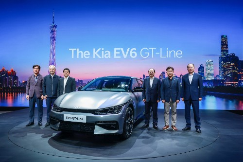 기아, 중국 광저우모터쇼에서 전용 전기차 EV6와 EV6 GT라인 공개 
