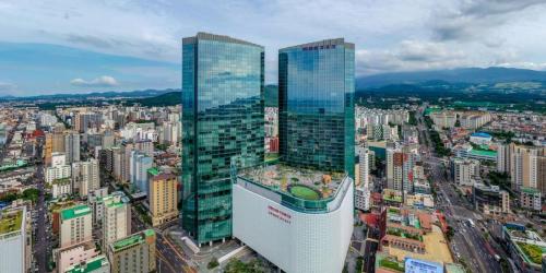 롯데관광개발 제주 복합리조트 200명 공개채용, 접수 12월9일까지 