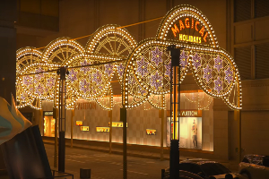 MZ세대 성지된 신세계백화점 본점, 크리스마스 사진명소로 각광