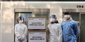 호반그룹 임직원 봉사단, 연말 어려운 이웃에 물품과 기부금 전달 