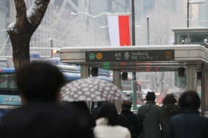 지하철 역이름 판매, 재정난 이해하지만 시민 공유재산 아닐까