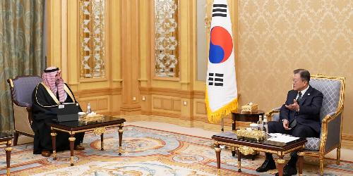 문재인 중동서 대기업 세일즈, 마지막 해외순방 경제성과에 집중