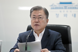 문재인 "러시아의 우크라이나 침공 유감, 경제제재 동참하겠다"