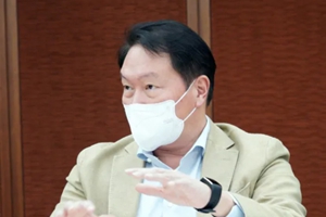 최태원 대한상의 회장 취임 1년, “새 정부 민관협력 규제개혁 기대”