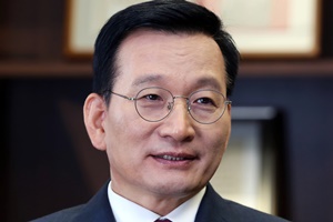 [데스크리포트 4월] HDC현산 제재 시작, 현대와 GS 부산에서 맞붙나