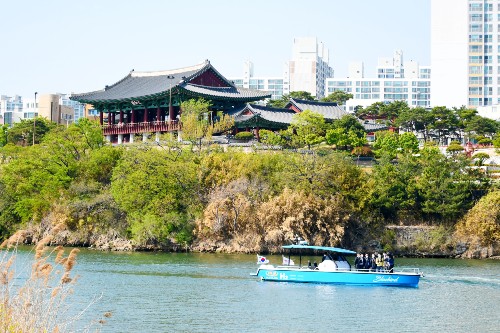 HLB 수소선박 상업화 진척, 울산 태화강서 실증운항 첫 성공