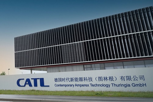 중국 CATL 전기차 배터리 가격 딜레마, LG에너지솔루션 추격에 직면 