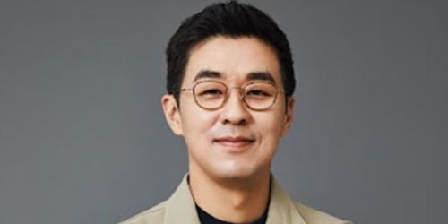 [오늘Who] 'BTS 컴백' 하이브 실적개선 발판, 박지원 위기관리 시험대