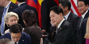 윤석열 체코 영국과 정상회담 잇따라 진행, 나토 사무총장 면담 후 귀국